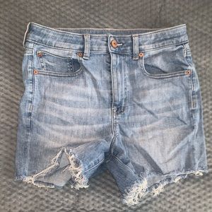 American Eagle size 8 super high rise shortie blue color